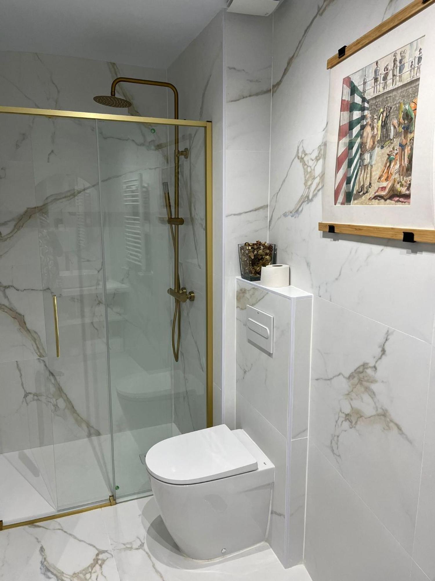 Apartamento Salsipuedes-La Catedral Oviedo Buitenkant foto